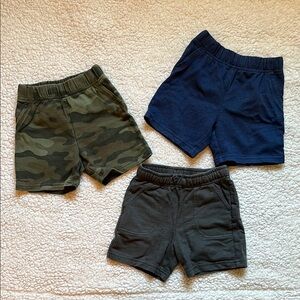 Kids Camo and Solid Shorts Set